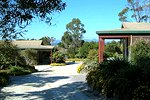 The Furneaux Tavern offers comfortable and spacious accommodation for couples, families or groups. 